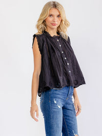 WOMEN'S SLEEVELESS BUTTON UP CROCHET DETAILED LOOSE FIT TOP