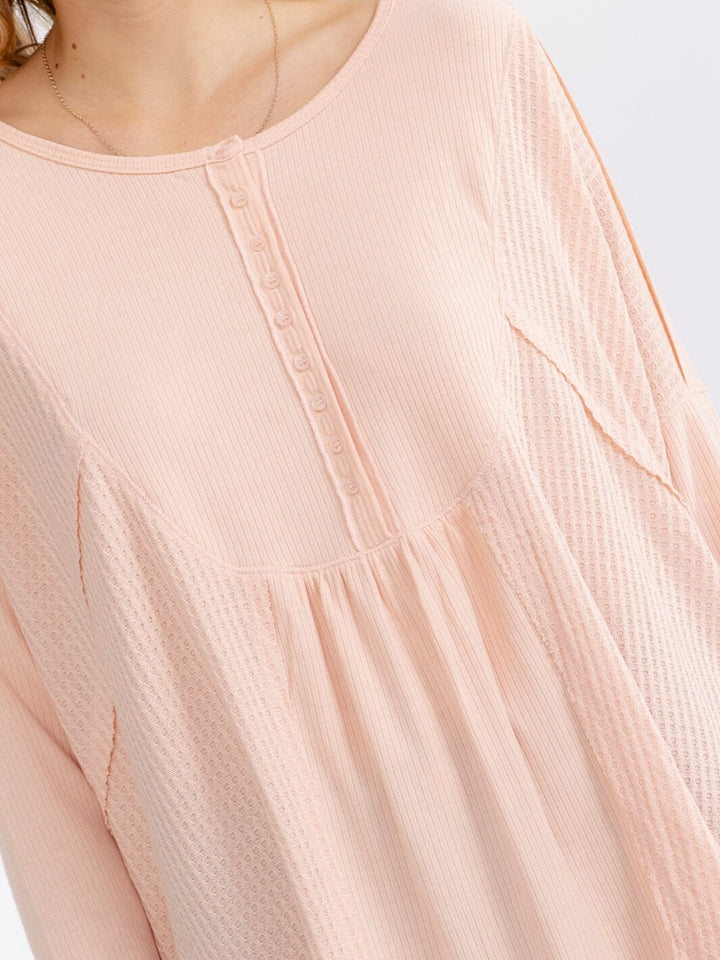 WOMEN'S LONG SLEEVE BUTTON UP HIGH-LOW OVERSIZED CONTRAST TOP