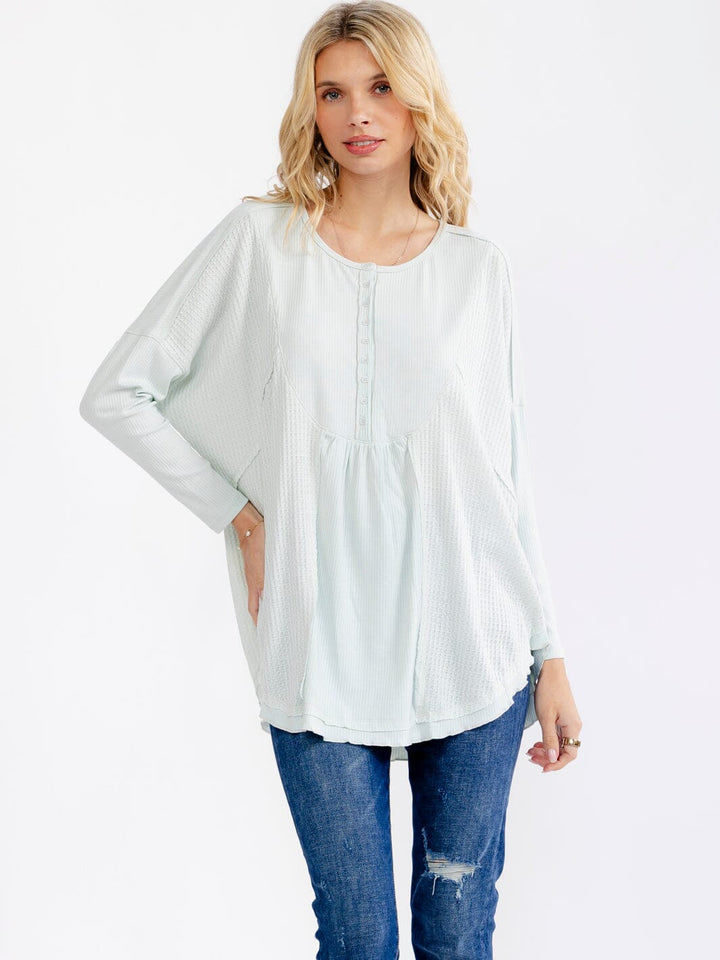 WOMEN'S LONG SLEEVE BUTTON UP HIGH-LOW OVERSIZED CONTRAST TOP