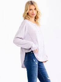WOMEN'S LONG SLEEVE BUTTON UP HIGH-LOW OVERSIZED WAFFLE TOP