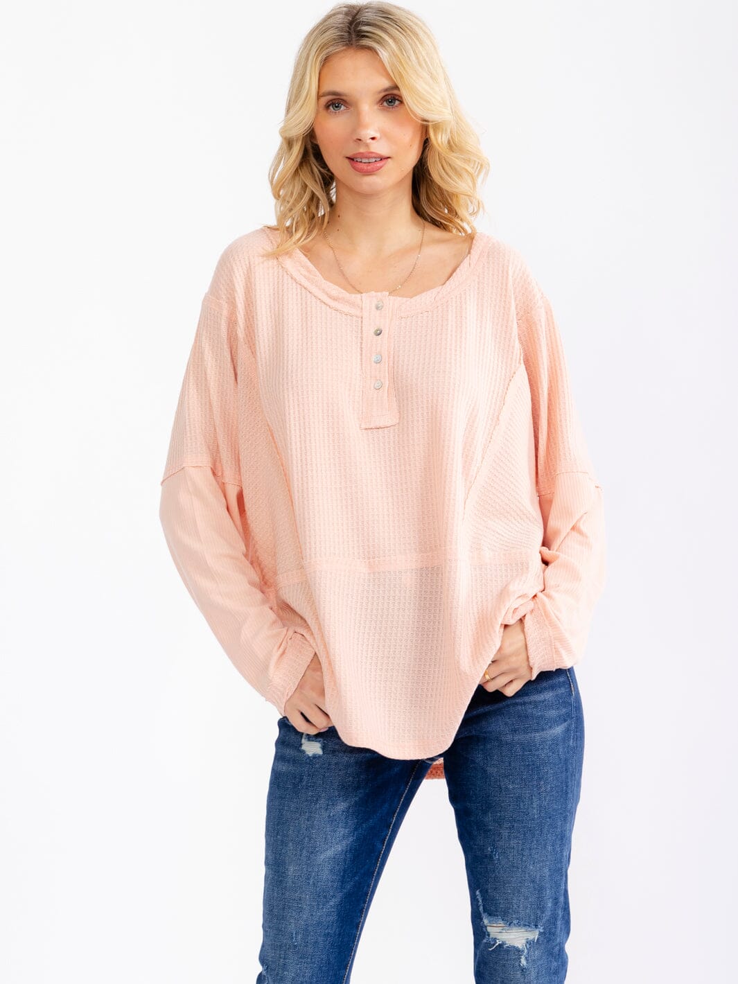 WOMEN'S LONG SLEEVE BUTTON UP HIGH-LOW OVERSIZED WAFFLE TOP