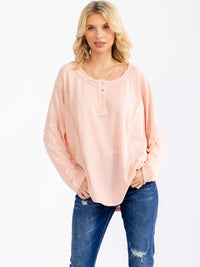 WOMEN'S LONG SLEEVE BUTTON UP HIGH-LOW OVERSIZED WAFFLE TOP