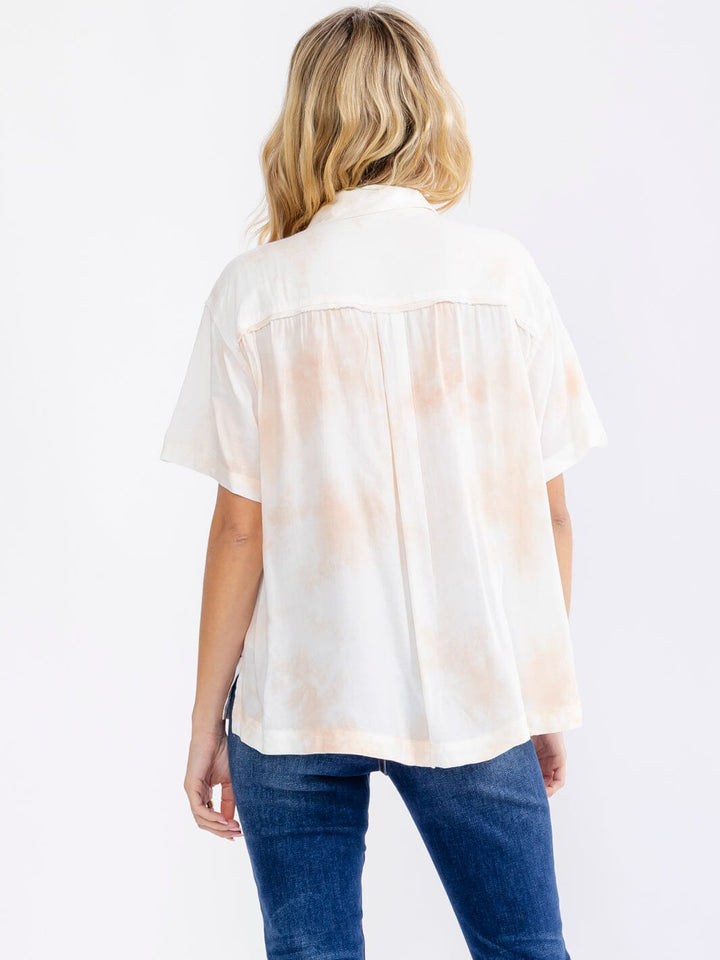 WOMEN'S SHORT SLEEVE FRONT POCKET BUTTON UP TIE DYE BLOUSE