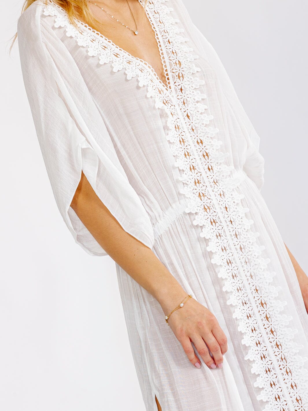 WOMEN'S SHORT SLEEVE V-NECK ELASTIC WAIST SIDE SLIT CROCHET TRIM MAXI DRESS