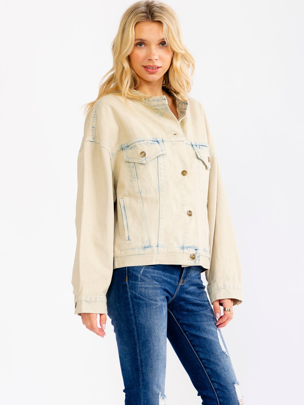 WOMEN'S LONG SLEEVE BUTTON UP FRONT POCKETS WASHED DENIM JACKET