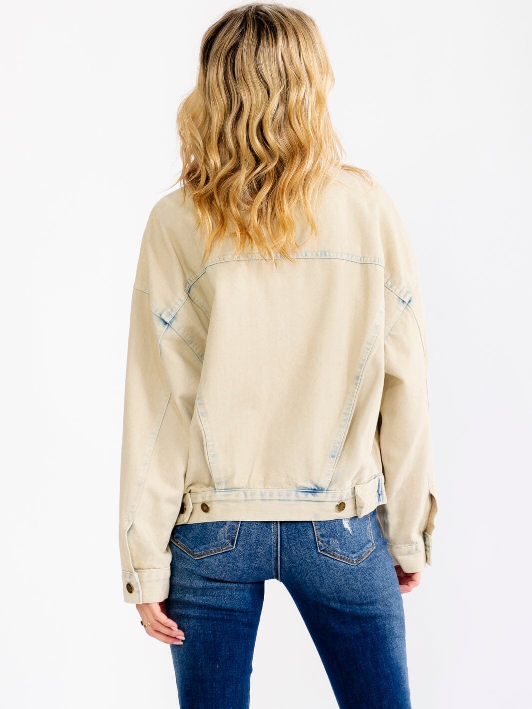 WOMEN'S LONG SLEEVE BUTTON UP FRONT POCKETS WASHED DENIM JACKET