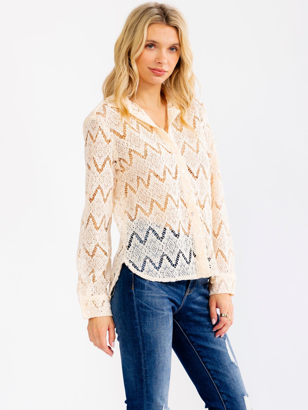 WOMEN'S LONG SLEEVE V-NECK BUTTON UP CROCHET BLOUSE