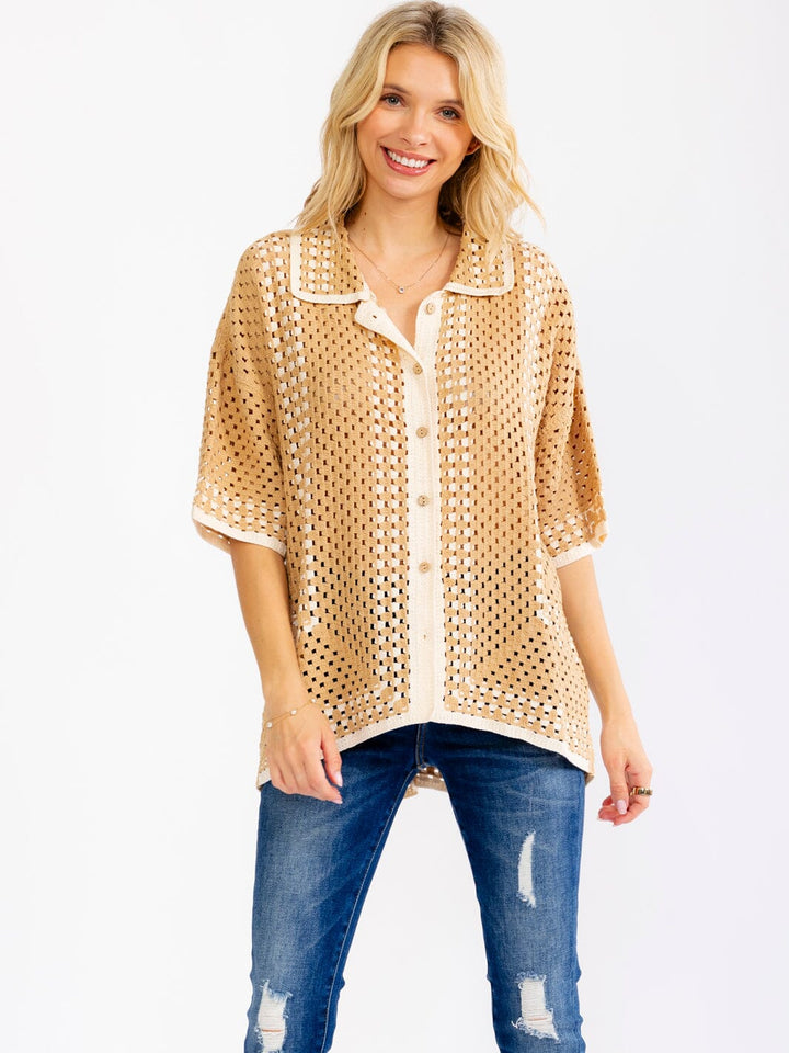 WOMEN'S SHORT SLEEVE V-NECK BUTTON UP CROCHET BLOUSE