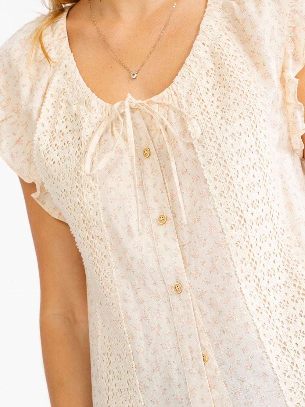 WOMEN'S SHORT SLEEVE V-NECK BUTTON UP CROCHET FLORAL BLOUSE