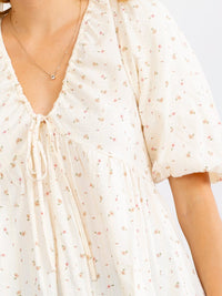 WOMEN'S SHORT PUFF SLEEVE V-NECK OPEN BACK FLORAL BLOUSE