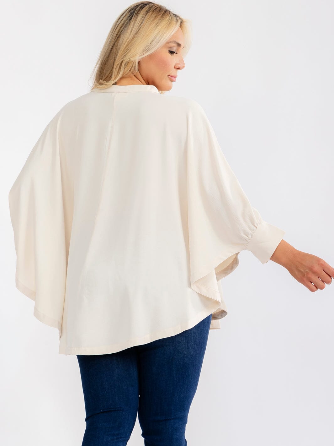 PLUS SIZE LONG SLEEVE BUTTON UP LOOOSE FIT BLOUSE