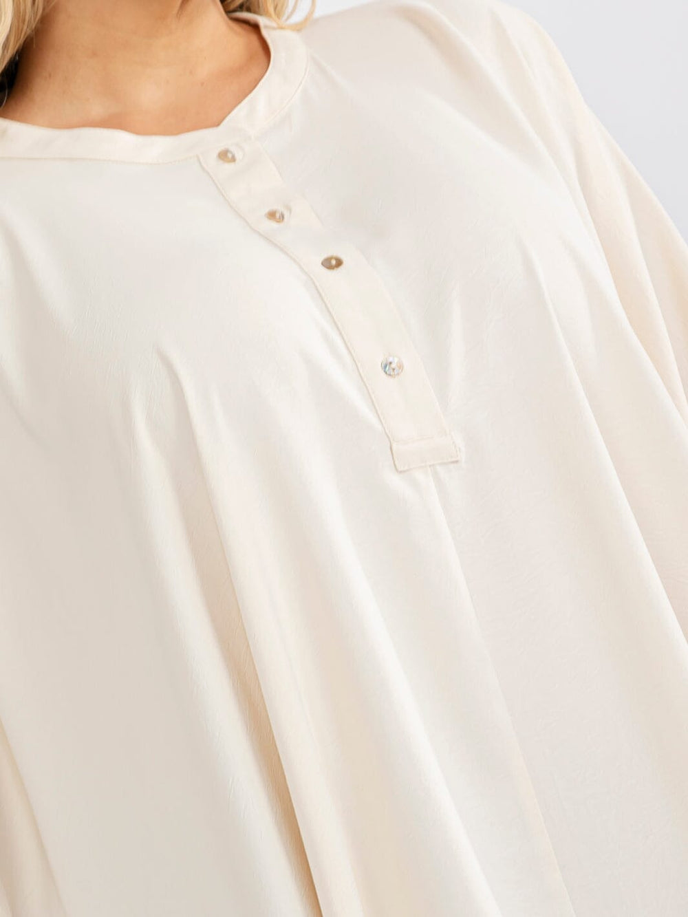 PLUS SIZE LONG SLEEVE BUTTON UP LOOOSE FIT BLOUSE