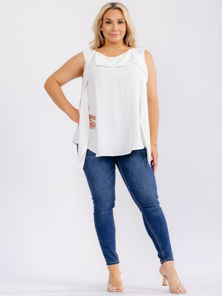 PLUS SIZE SLEEVELESS DETAILED BLOUSE