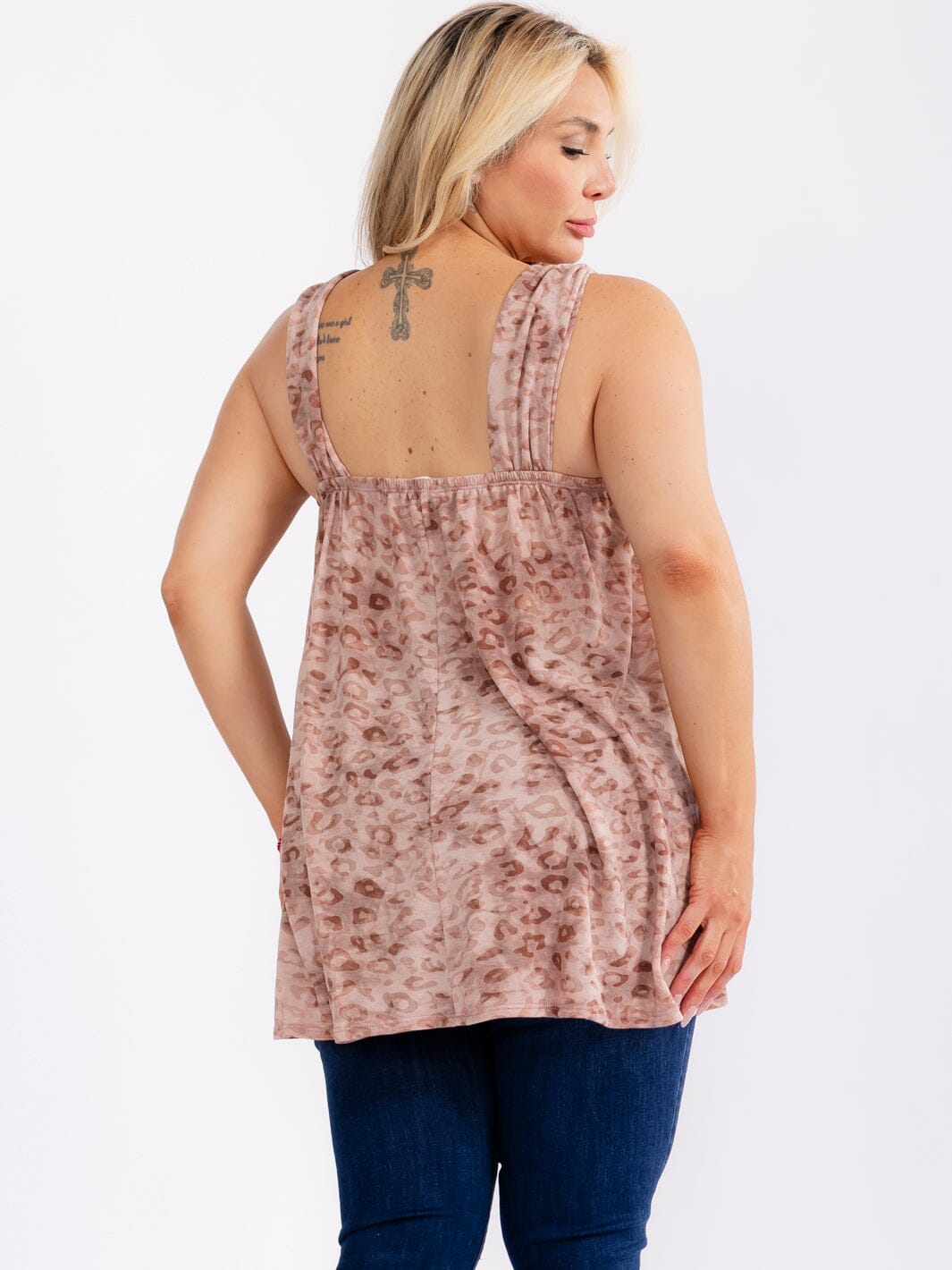 PLUS SIZE SLEEVELESS SQUARE NECK ANIMAL PRINT TANK TOP