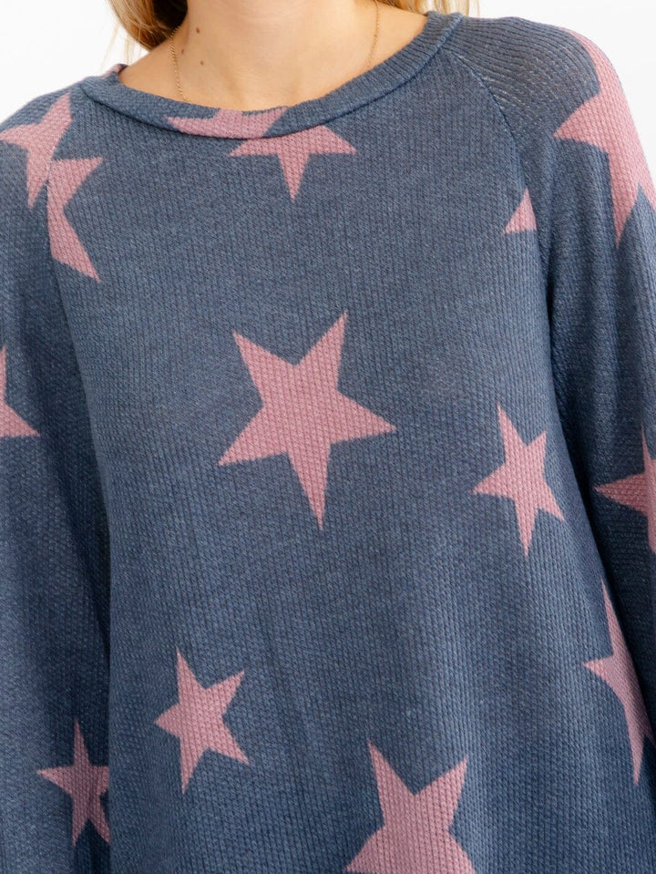 WOMEN'S LONG BELL SLEEVE STARS PRINT RUFFLE TOP