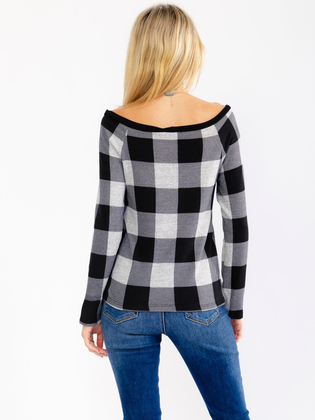 WOMEN'S LONG SLEEVE V-NECK BUTTON DETAILED PLAID TOP