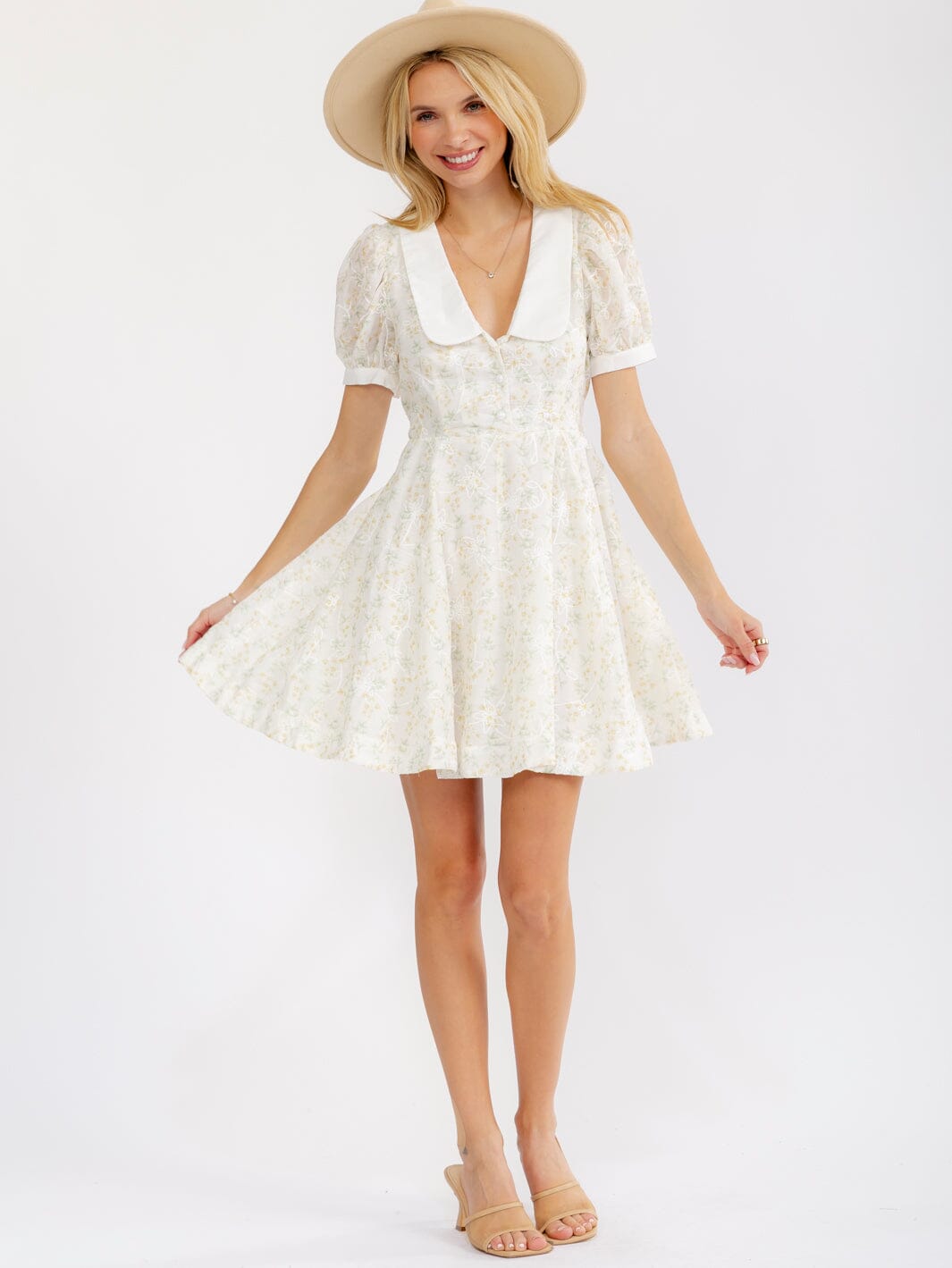 WOMEN'S SHORT SLEEVE V-NECK BUTTON UP FLORAL MINI DRESS