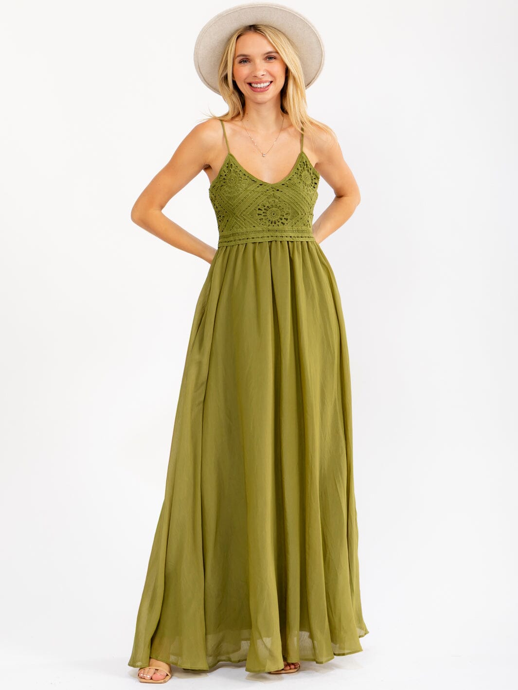 WOMEN'S SLEEVELESS CROCHET DETAILED MAXI DRESS