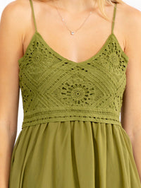 WOMEN'S SLEEVELESS CROCHET DETAILED MAXI DRESS