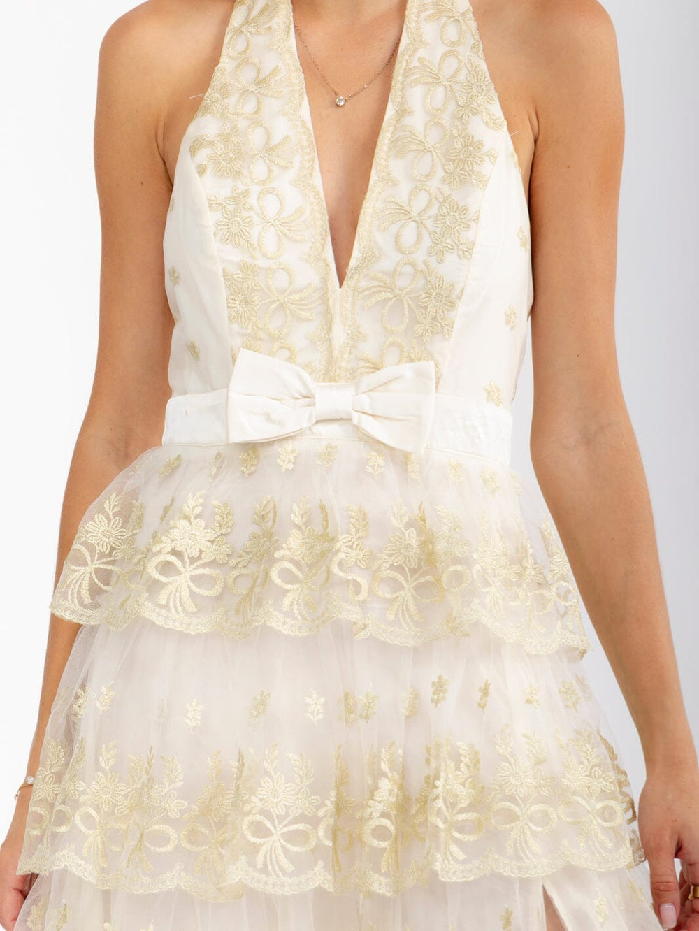 WOMEN'S SLEEVELESS HALTER NECK OPEN BACK SHIMMER EMBROIDERY MAXI DRESS