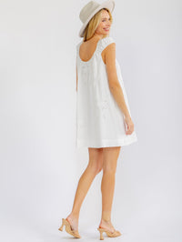 WOMEN'S SLEEVELESS EYELET BOWS TUNIC MINI DRESS
