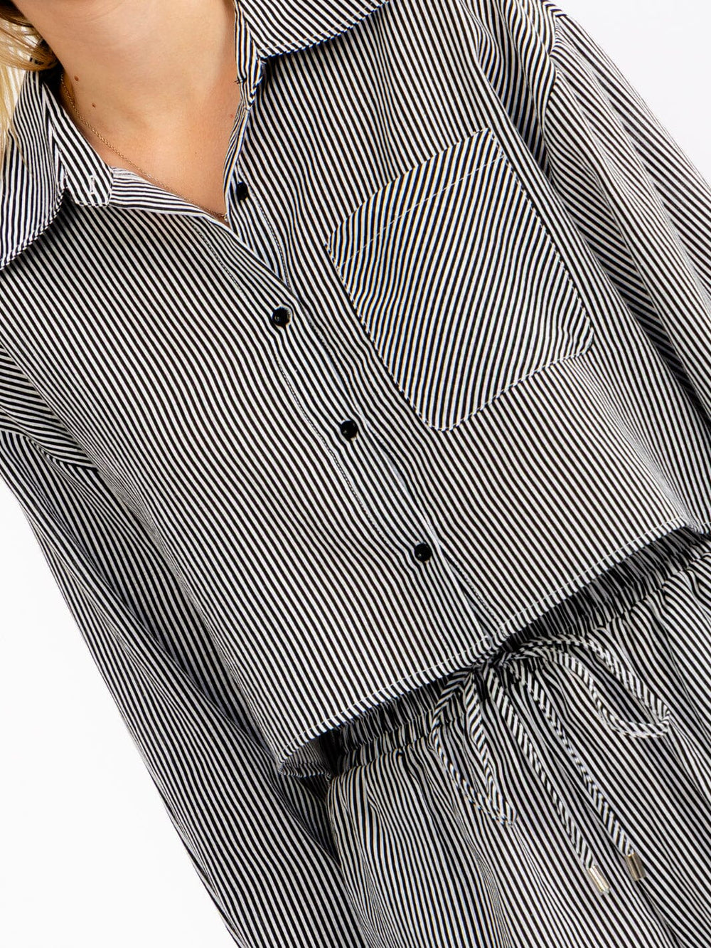 WOMEN'S LONG SLEEVE BLOUSE & ELASTIC WAIST MINI SHORTS STRIPES 2PC. SET