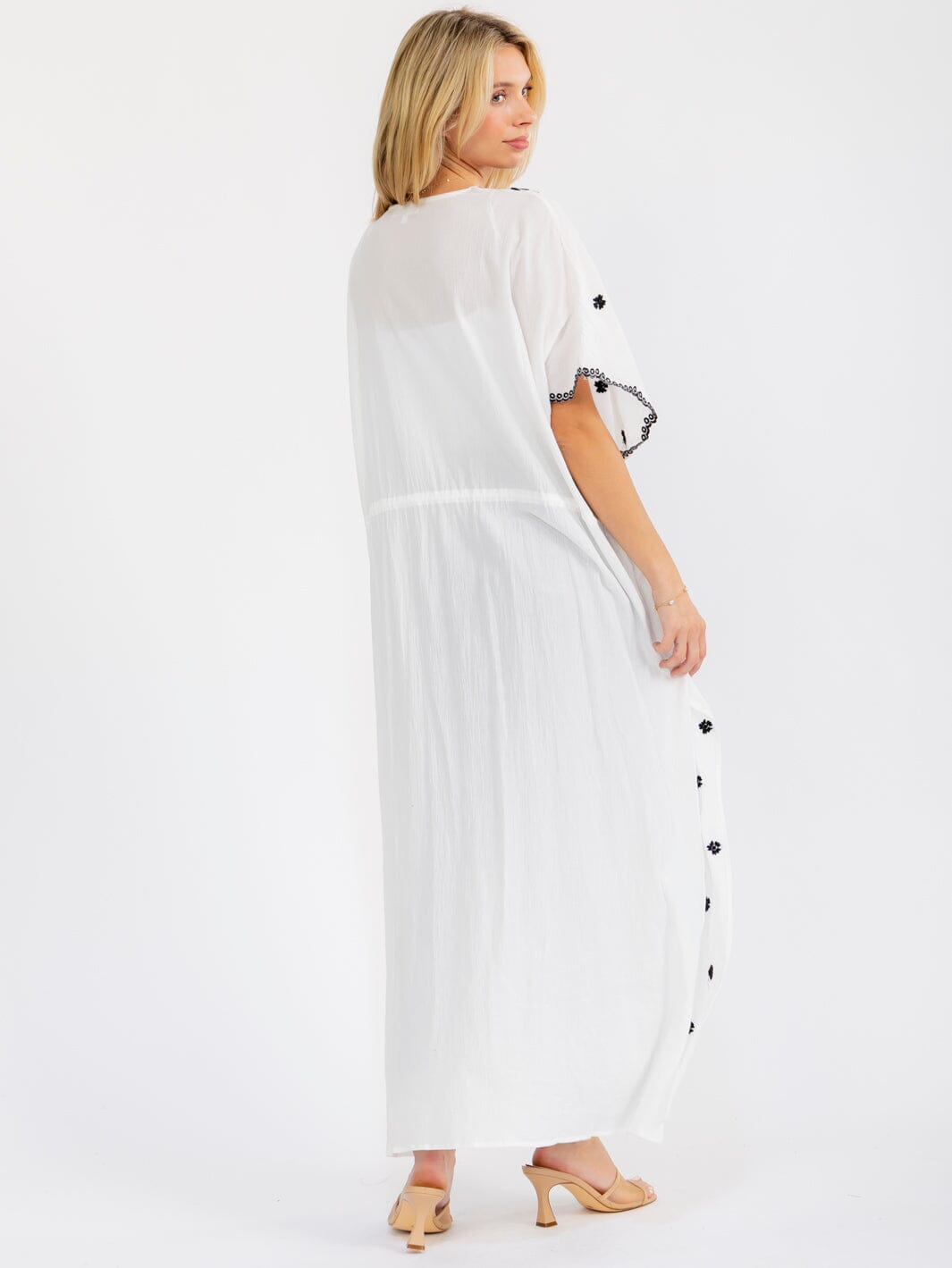 WOMEN'S SHORT SLEEVE OPEN FRONT SELF TIE EMBROIDERY KIMONO