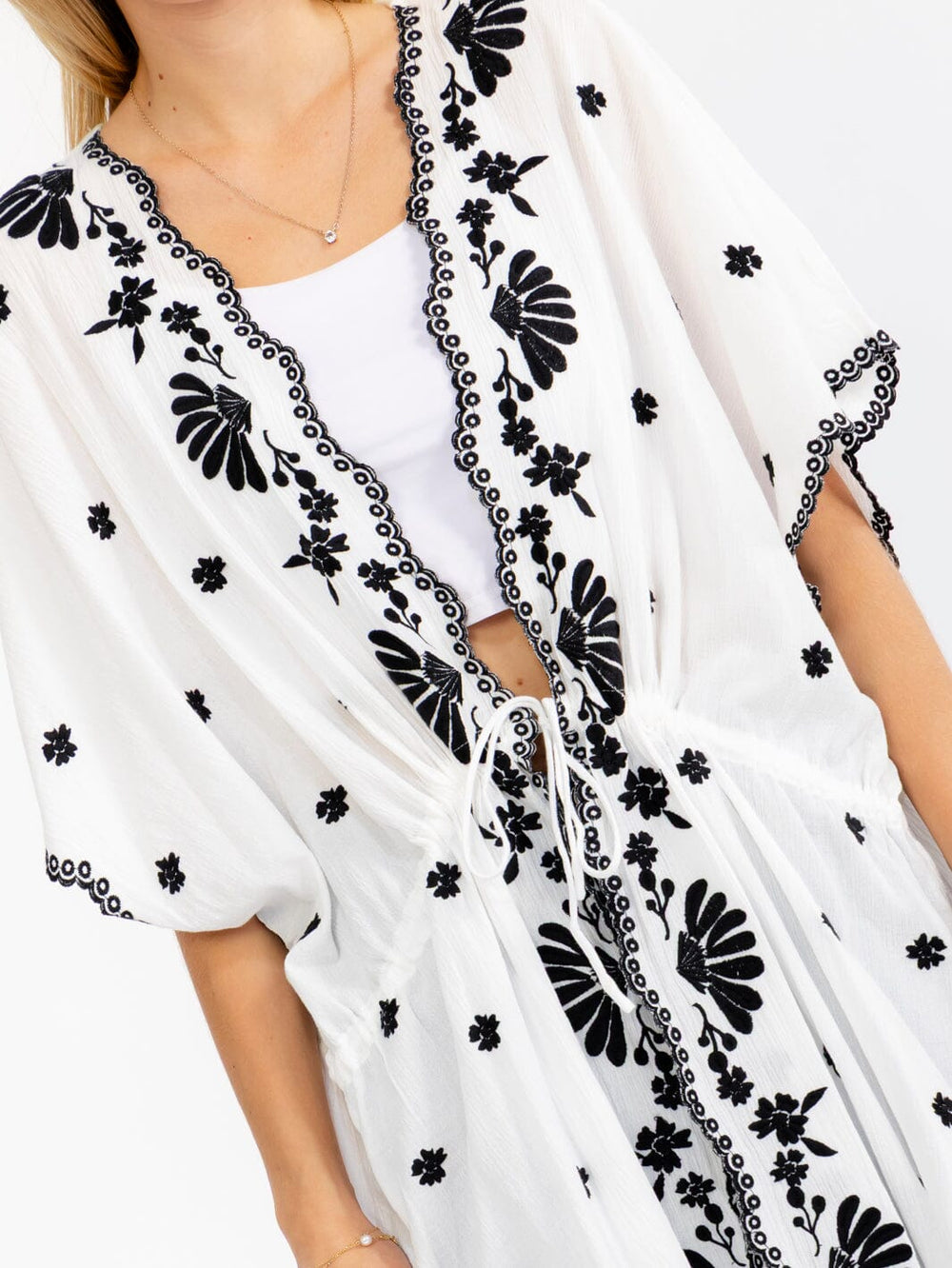 WOMEN'S SHORT SLEEVE OPEN FRONT SELF TIE EMBROIDERY KIMONO