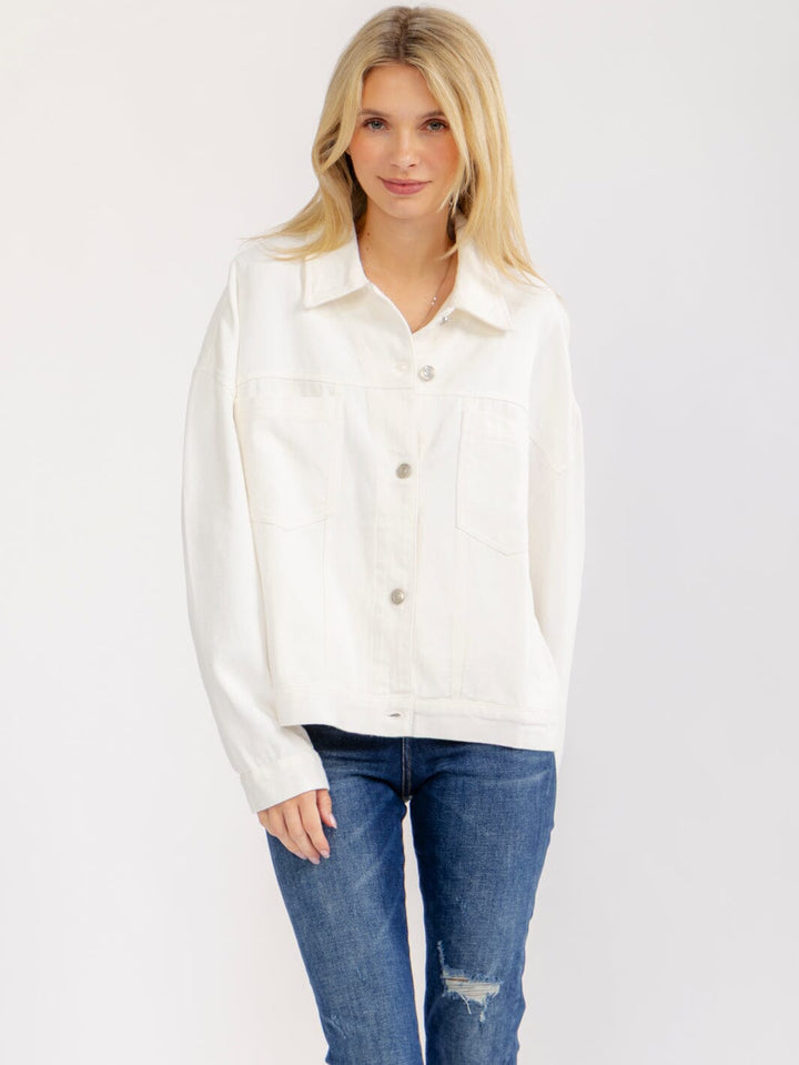 WOMEN'S LONG SLEEVE BUTTON UP FRONT POCKETS WASHED DENIM JACKET