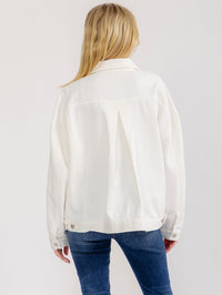 WOMEN'S LONG SLEEVE BUTTON UP FRONT POCKETS WASHED DENIM JACKET
