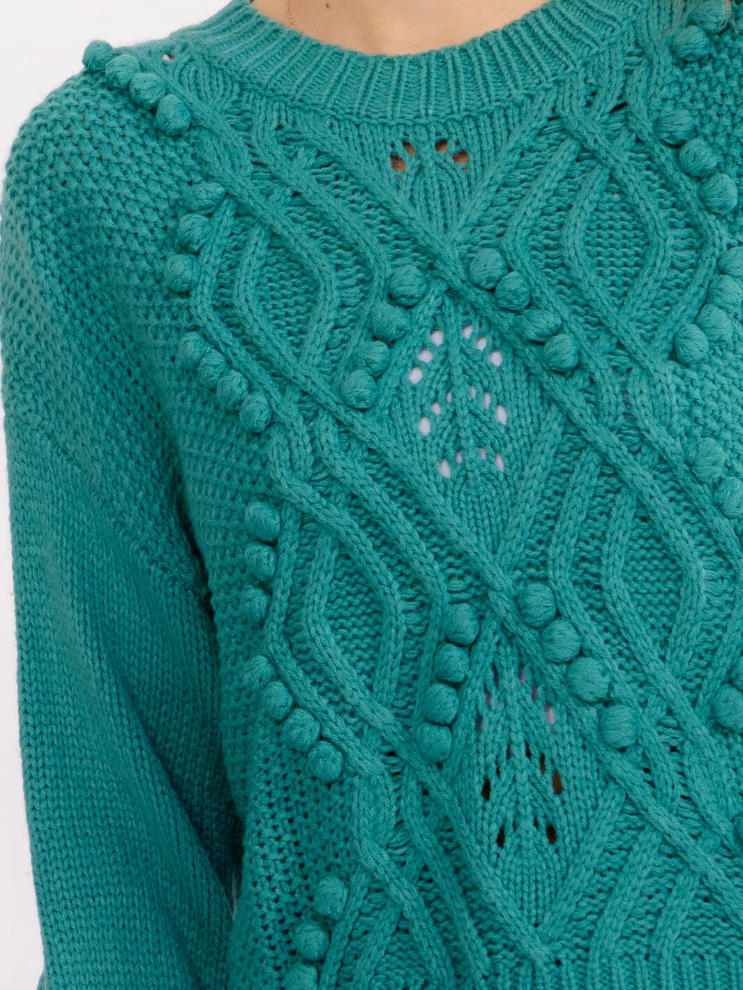 WOMEN'S LONG SLEEVE DETAILED KNIT PULLOVER SWEATER