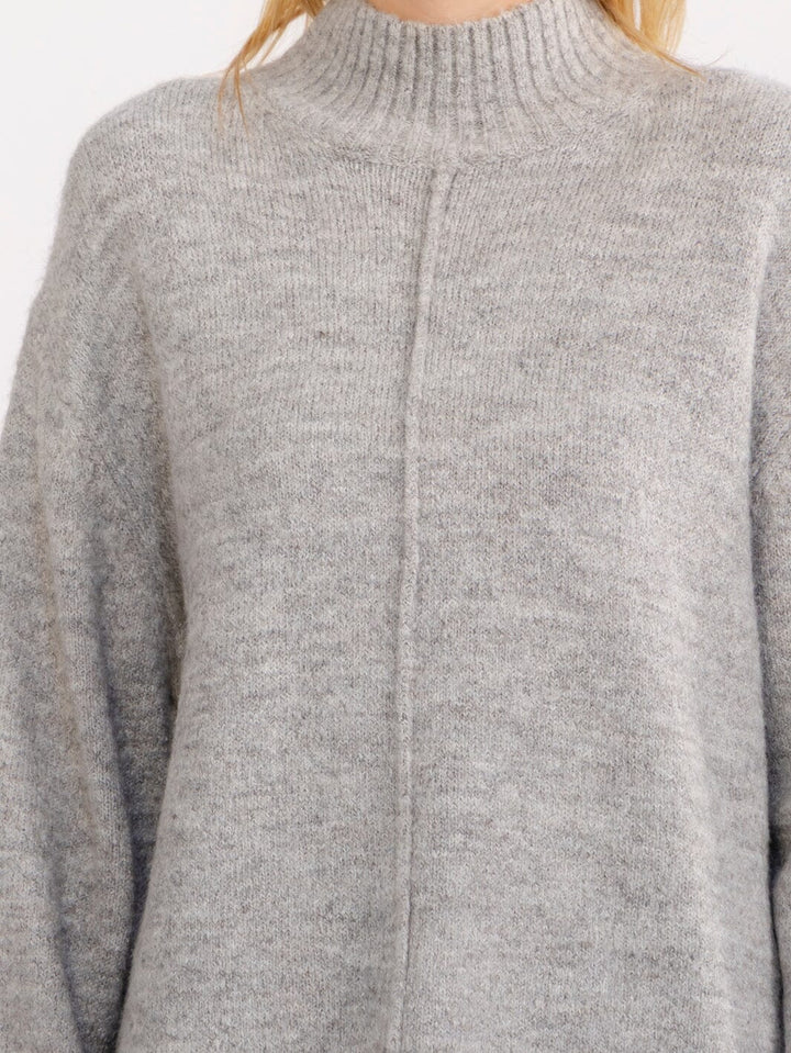 WOMEN'S LONG SLEEVE MOCK NECK PULLOVER OVERSIZED SWEATER