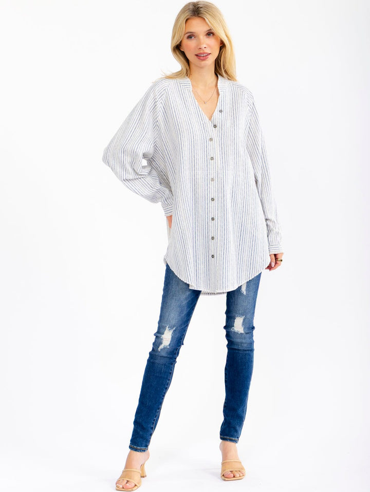WOMEN'S LONG SLEEVE V-NECK BUTTON UP FRONT POCKETS COLORBLOCK OVERSIZED SHIRT