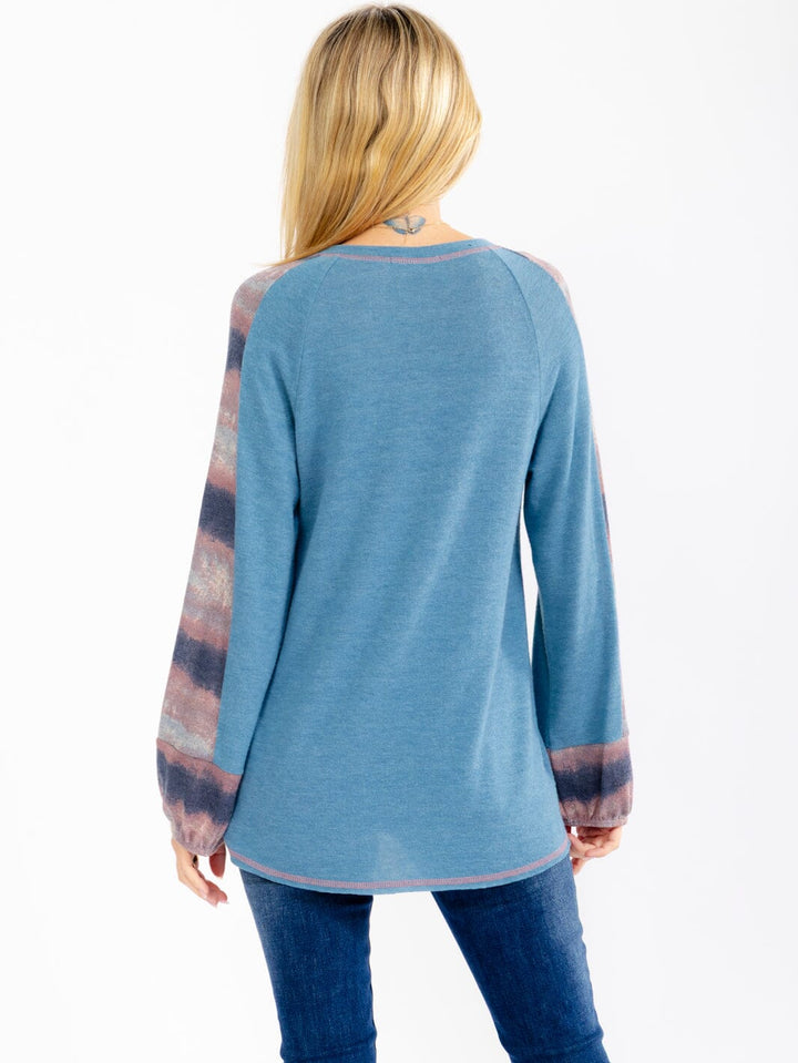 WOMEN'S LONG SLEEVE V-NECK MULTI TOP
