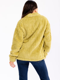 WOMEN'S LONG SLEEVE BUTTON CLOSURE FRONT POCKETS RIBBED SHERPA JACKET
