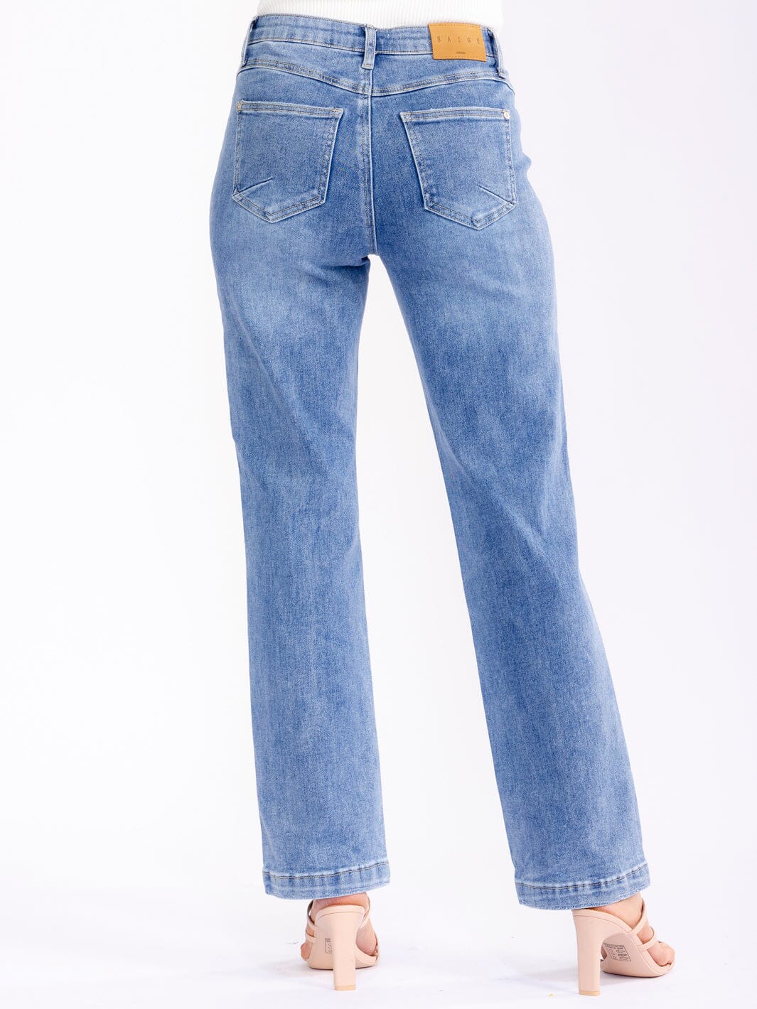 WOMEN'S BUTTON CLOSURE ELASTIC WAIST POCKETS STRAIGHT LEG STRETCH DENIM PANTS