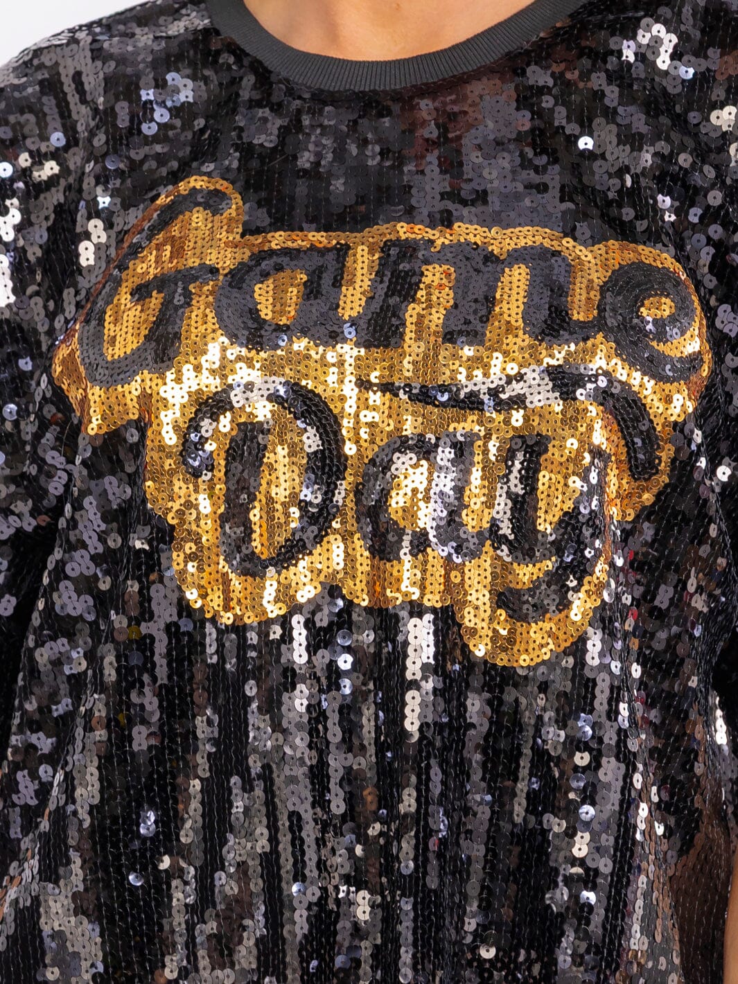 WOMEN'S SHORT SLEEVE GAME DAY SEQUINS SHIRT