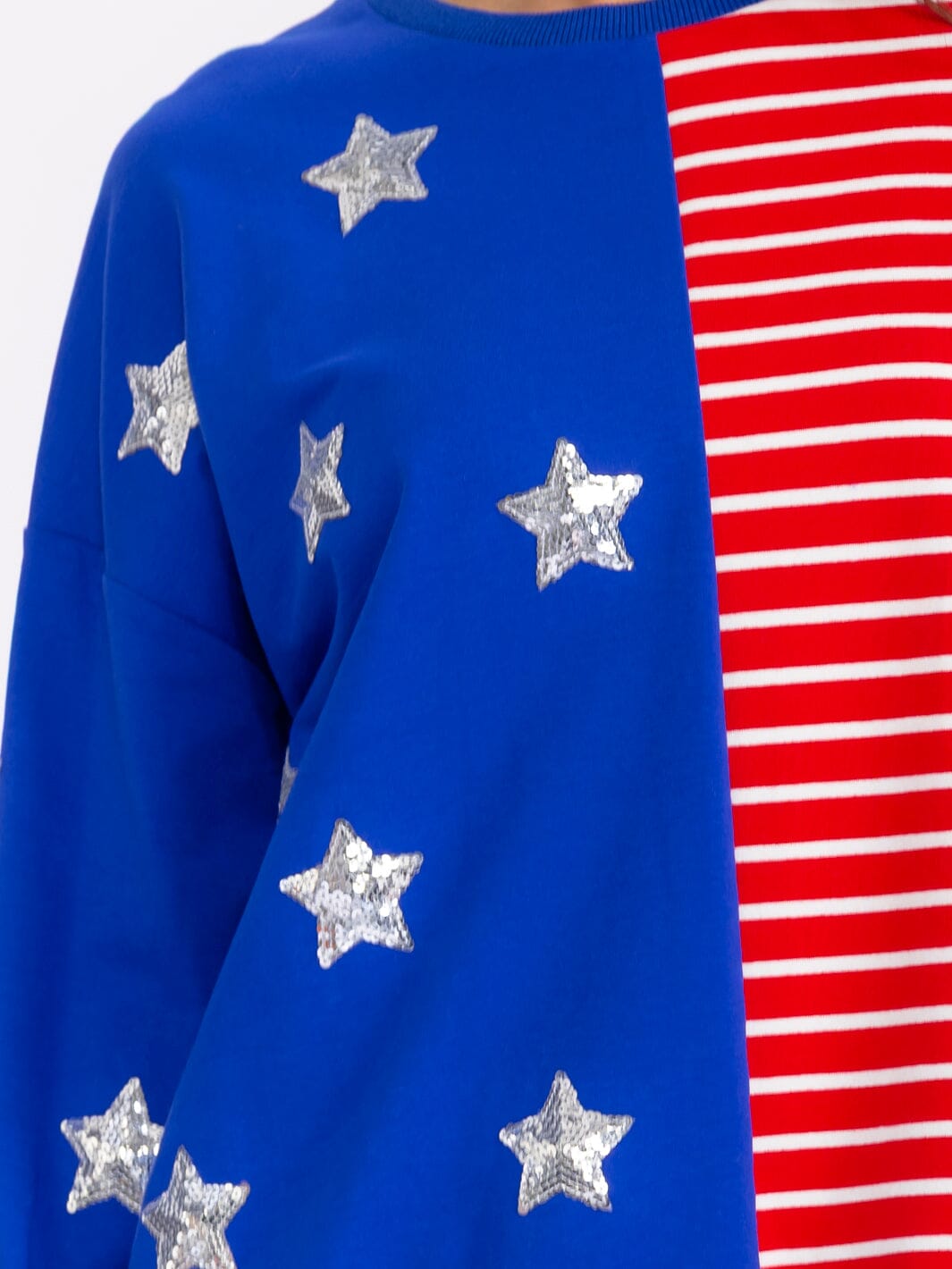 WOMEN'S LONG SLEEVE AMERICAN FLAG SEQUINS PULLOVER SWEATER