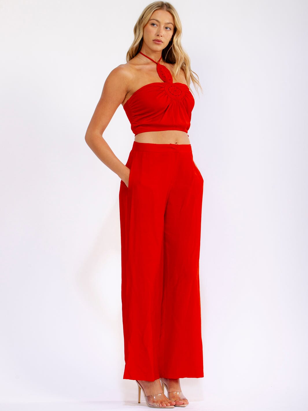WOMEN'S HALTER NECK CROP TOP & BUTTON CLOSURE WIDE LEG PANTS CROCHET 2PC. SET