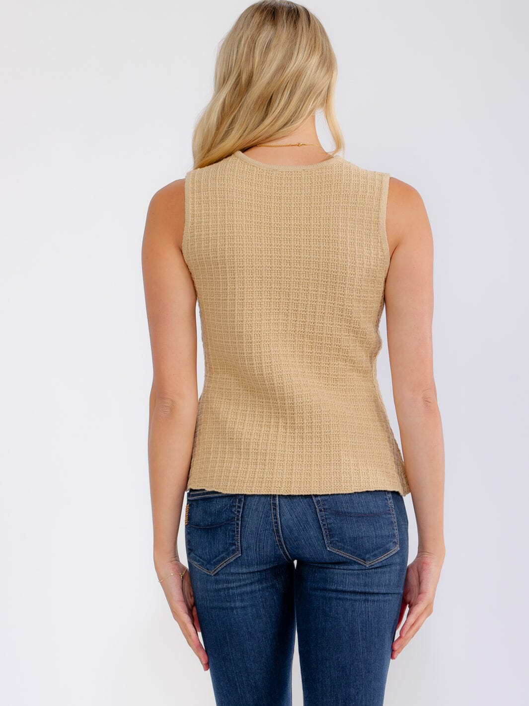 WOMEN'S SLEEVELESS V-NECK BUTTON UP KNIT TANK TOP
