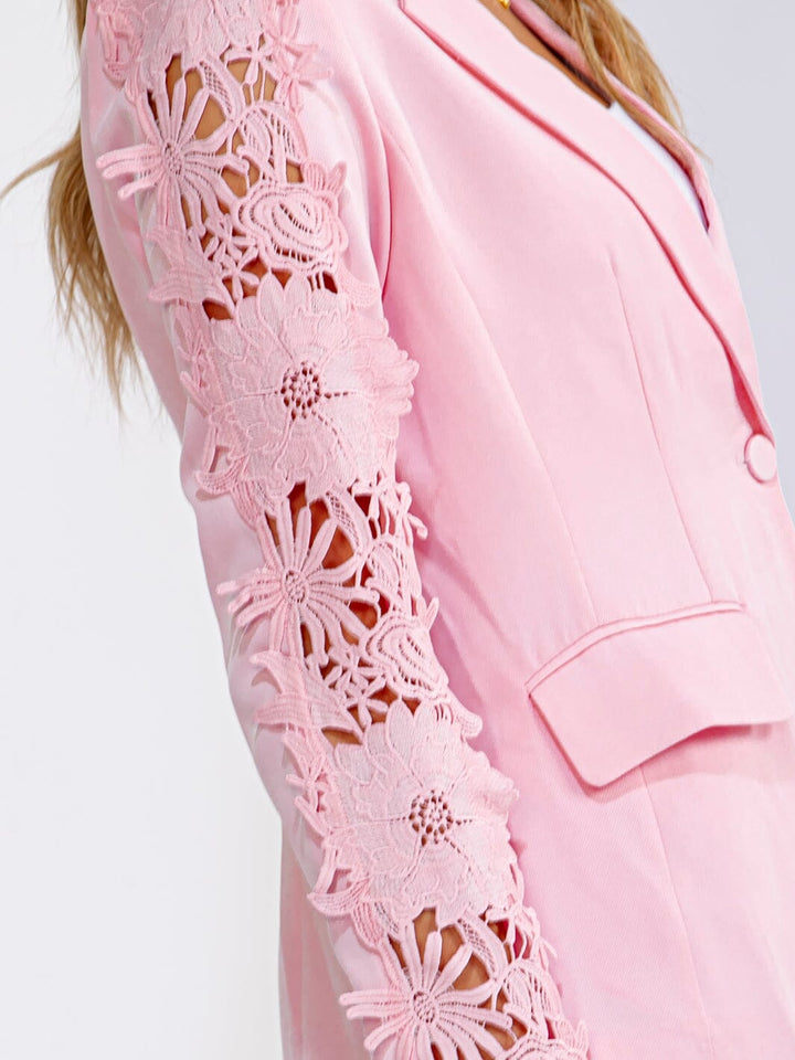 WOMEN'S LONG SLEEVE CROCHET DETAILED BUTTON CLOSURE POCKETS BLAZER