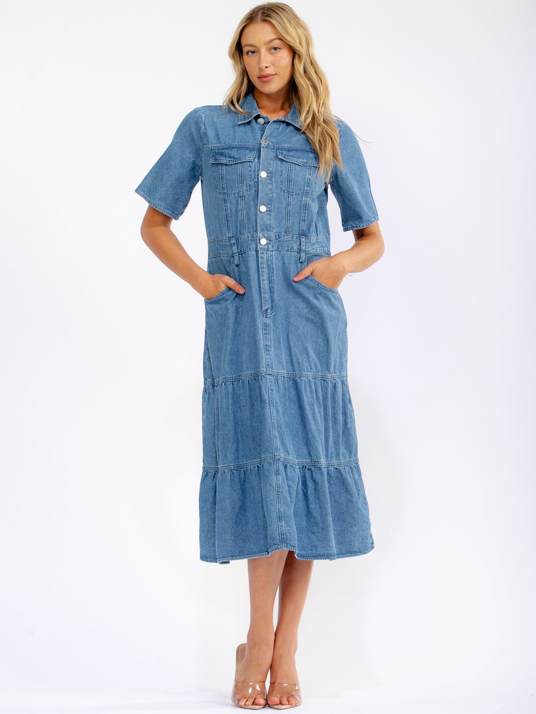 WOMEN'S SHORT SLEEVE BUTTON UP POCKETS TIERED DENIM MIDI DRESS