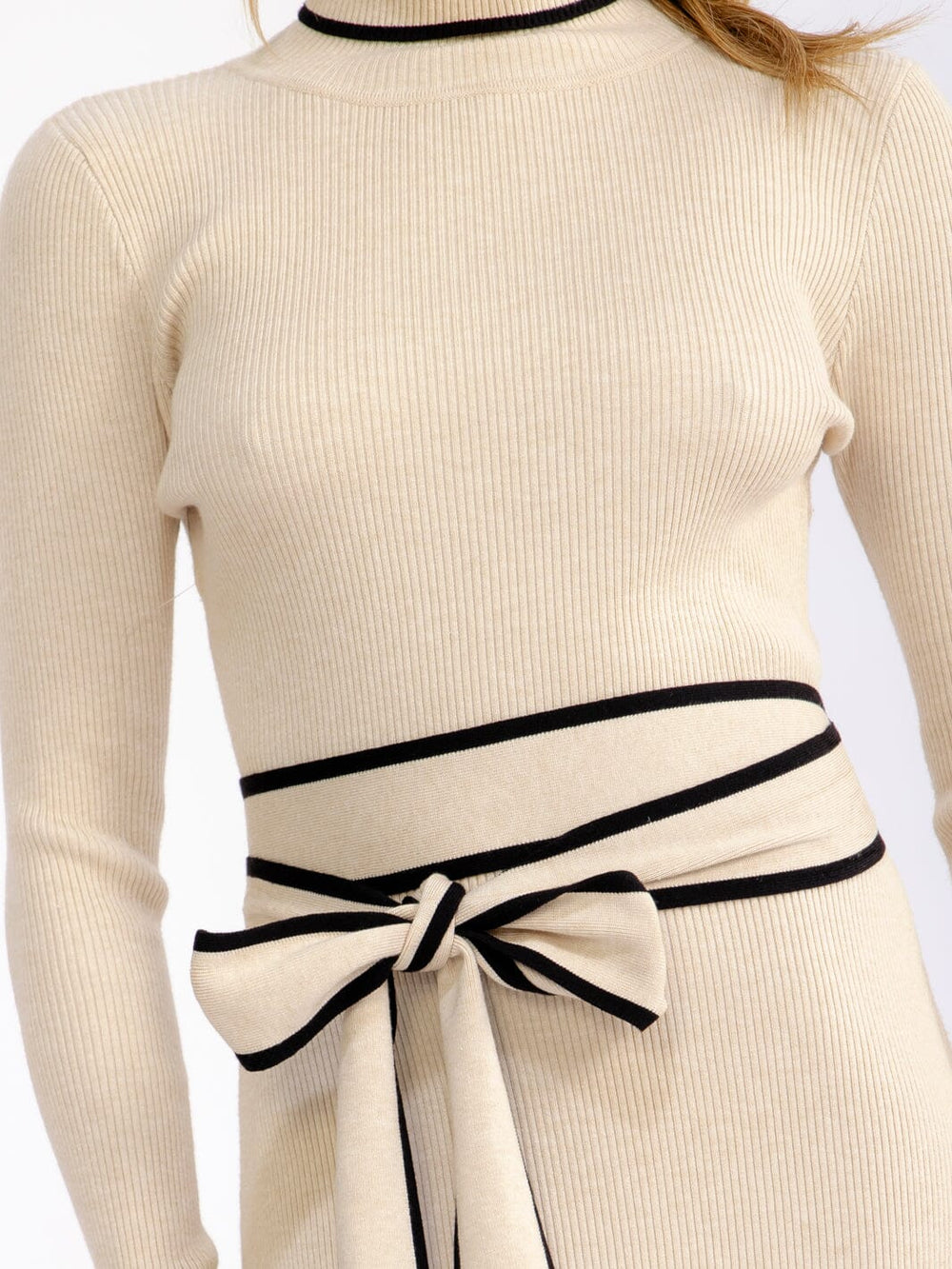 WOMEN'S LONG SLEEVE TURTLE NECK SELF TIE RIBBED MIDI DRESS