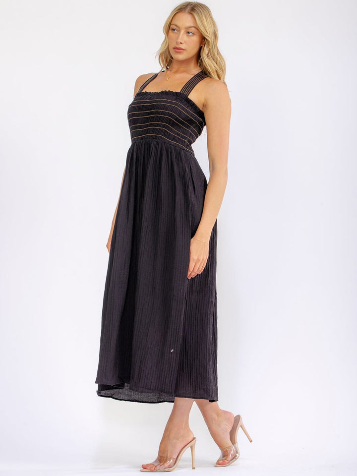 WOMEN'S SLEEVELESS SQUARE NECK SMOCK FRONT POCKETS MAXI DRESS