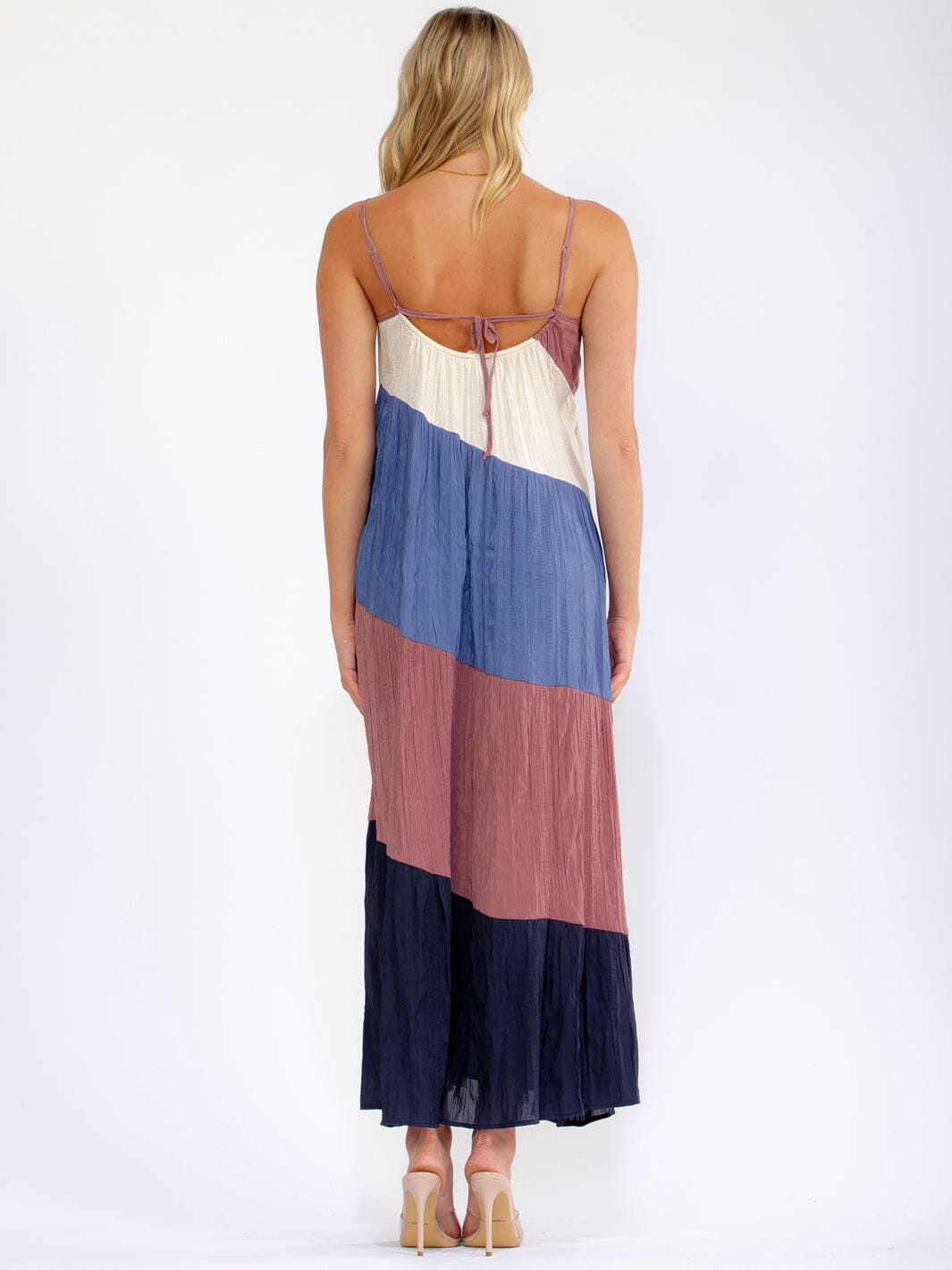 WOMEN'S SLEEVELESS OPEN BACK TIERED COLORBLOCK MAXI DRESS
