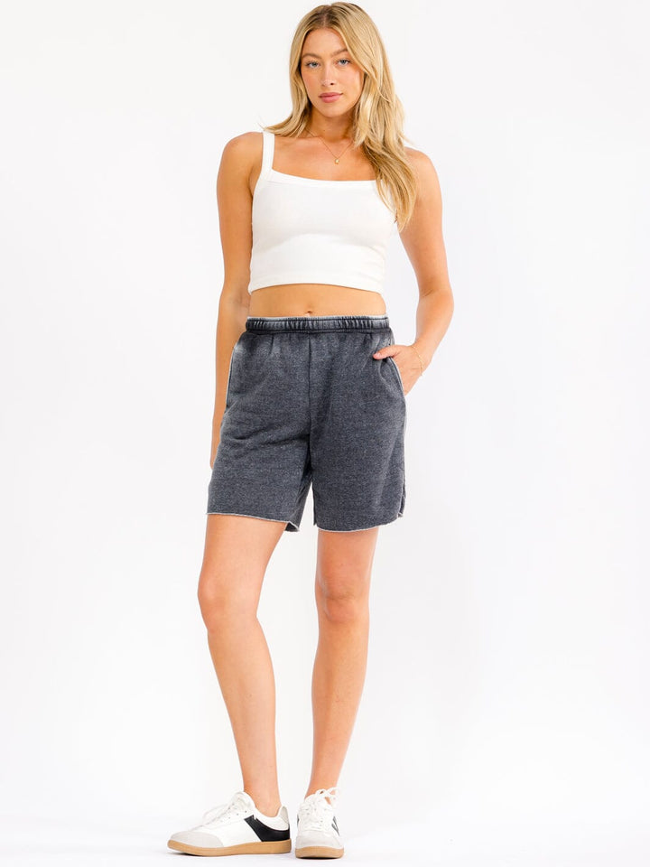 WOMEN'S ELASTIC WAIST FRONT POCKETS WASHED SHORTS