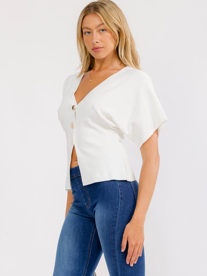 WOMEN'S SHORT SLEEVE V-NECK BUTTON UP RIBBED BLOUSE
