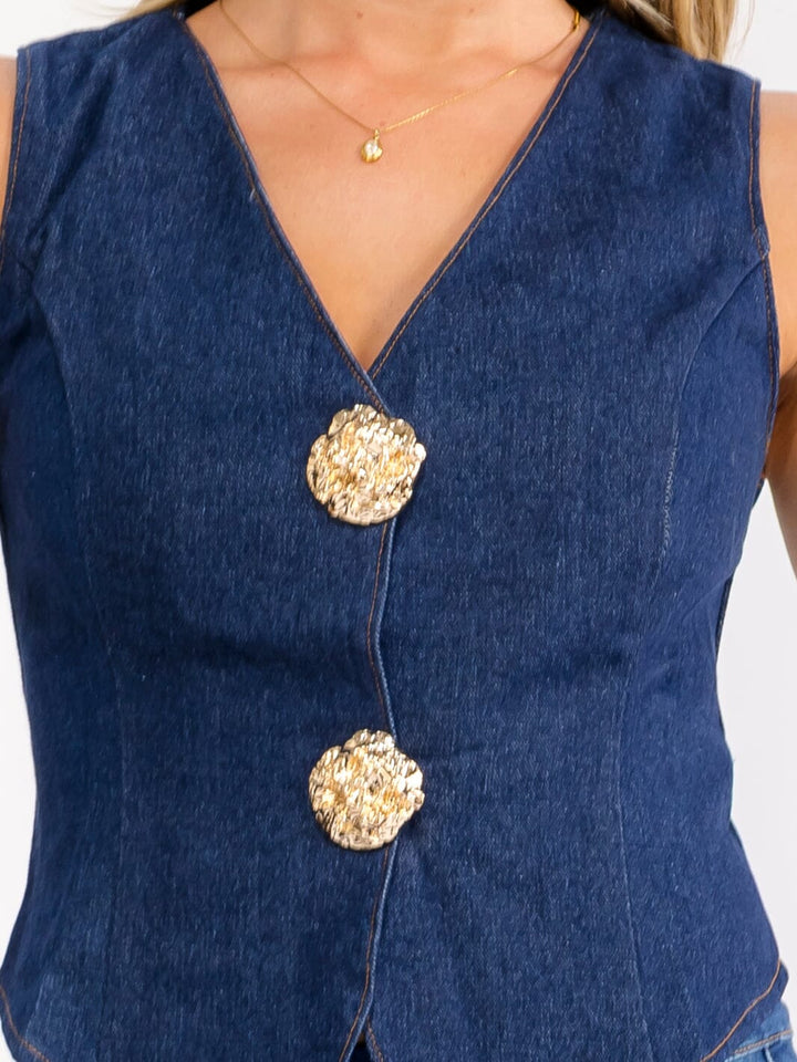 WOMEN'S SLEEVELESS V-NECK BUTTON CLOSURE DENIM TOP