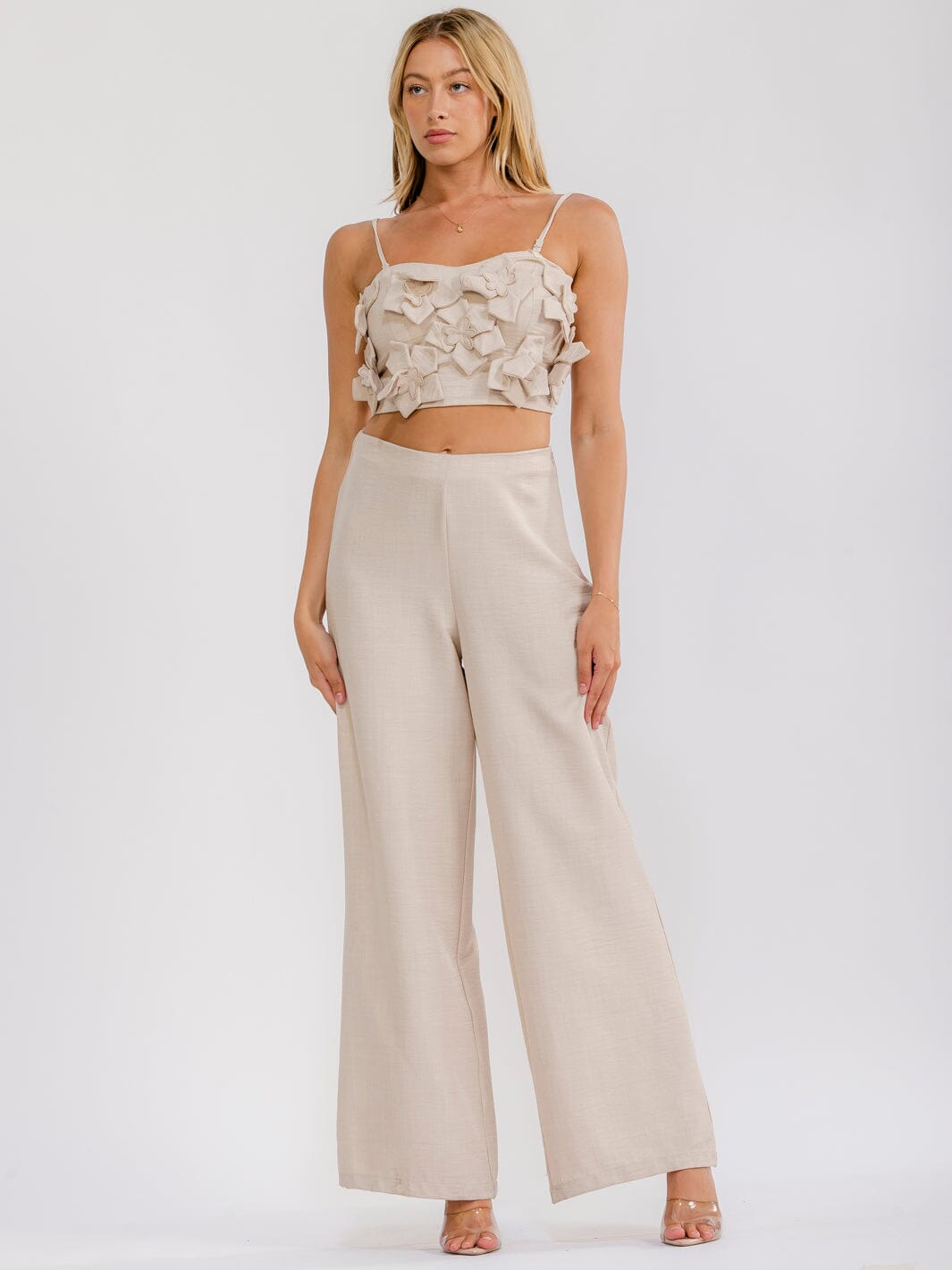 WOMEN'S SLEEVELESS CROP TOP & ZIP UP PANTS FLOWER DETAILED 2PC. SET