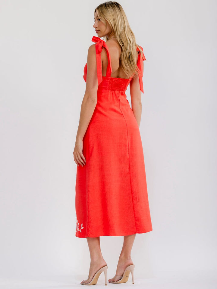 WOMEN'S SLEEVELESS V-NECK SMOCK EMBROIDERY FLORAL MAXI DRESS